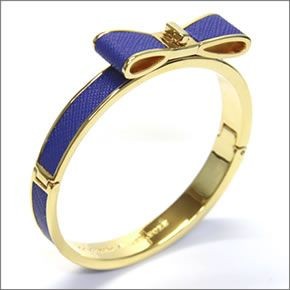 ケイトスペード WBRUA203-489 PERFECTLY PLACED Hinged Leather Bow Bangle 立体的なリボンがキュート♪ メタル×サフィアーノレザー バングル