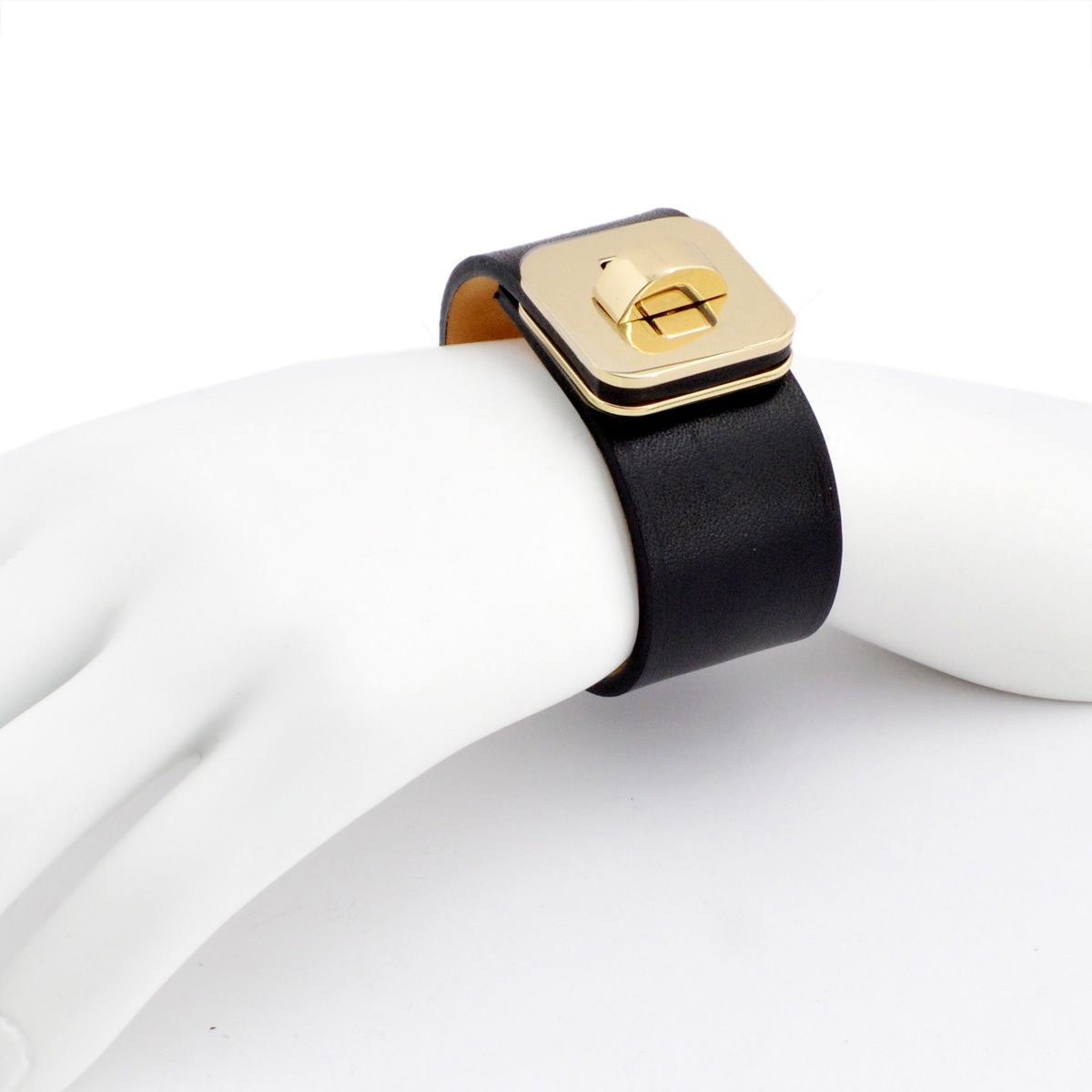 メゾンボワネ Maison Boinet 95017G 79 04 Black M  ヒネリ金具 レザー ブレスレット バングル 30mm