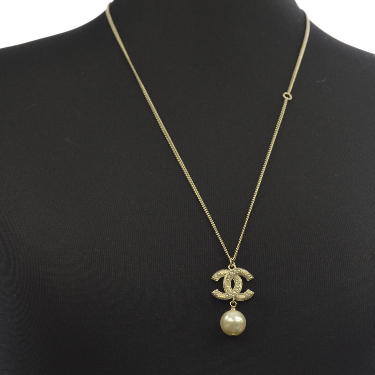 シャネル CHANEL A86181 DORE/BLANC NACRE  COCO ココマーク CCロゴ×パール ネックレス ペンダント