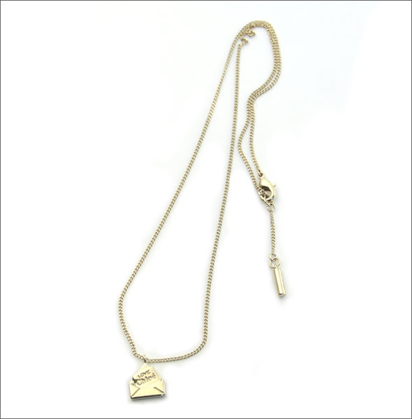 クロエ アクセサリー  レター モチーフ ネックレス ゴールド 2O0657 CE9/091