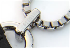 ディーゼル  ブレイブマン モチーフ ペンダント ネックレス シルバー×レザー DX0353040