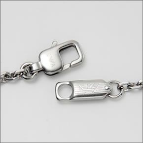 エンポリオアルマーニ　アクセサリー  イーグルプレート ネックレス シルバー EGS1750040