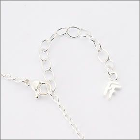 フォリフォリ ≪取り寄せ商品≫ HEART4HEART  ハートフォーハート シルバープレーテッド×クリスタル クローバーハートモチーフネックレス 3N13F016C