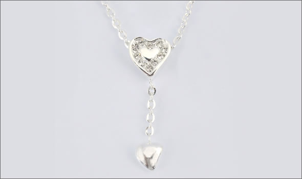 フォリフォリ ≪取り寄せ商品≫ シルバープレーテッド×クリスタル ハートモチーフ スウィング ネックレス 3N13F064C