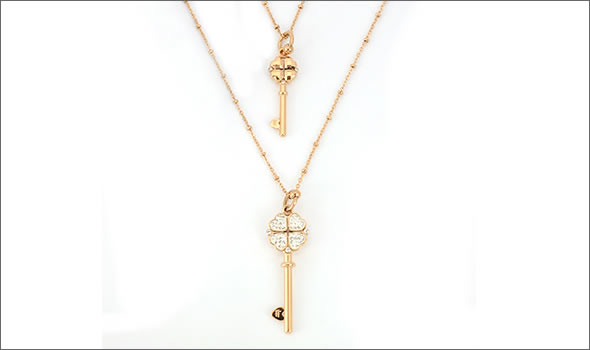 フォリフォリ ≪取り寄せ商品≫ KEYS ハートフォーハート ピンクゴールドプレーテッド×クリスタル クローバーハート・キーモチーフ ロング ネックレス JS1T016RC