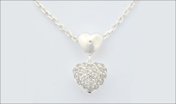 フォリフォリ ≪取り寄せ商品≫ シルバープレーテッド×クリスタル パヴェハート ダブル・ハートモチーフ ネックレス ペンダント 3N7S141C