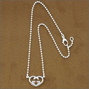 グッチ  ネックレス シルバー 246486-J8400-8106