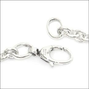 グッチ  シルバーブリット ペンダント ネックレス 190489-J8400-8106