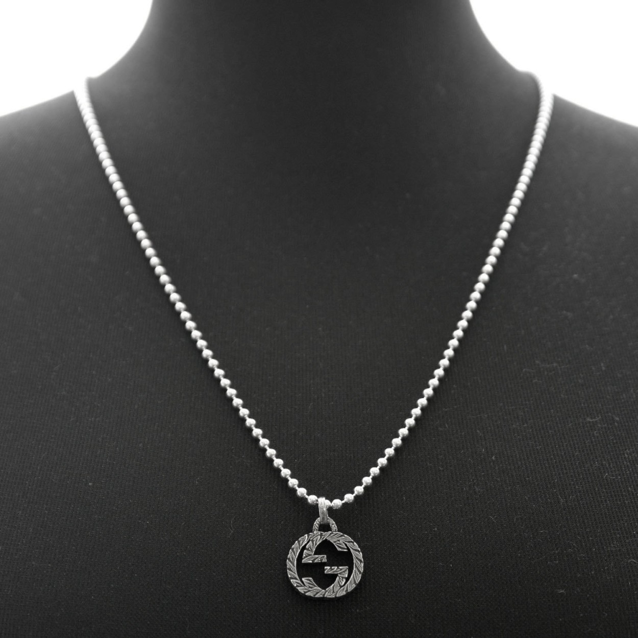 グッチ GUCCI 455288-J8400-0701 エングレービング インターロッキングG チャーム  【ブレスレットチャーム】  【ペンダントトップ】