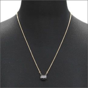 ケイトスペード WBRUA448-008 OUT OF THE BAG Pendant 猫モチーフ ブルーアイズ キャット ブラックパヴェ・クリスタル ペンダント/ネックレス