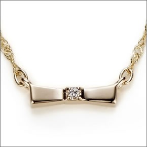 マレア リッチ  K10 リボンモチーフネックレス　ゴールド×ダイヤモンド 10KJ-05