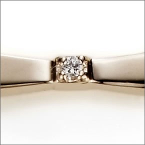 マレア リッチ  K10 リボンモチーフネックレス　ゴールド×ダイヤモンド 10KJ-05