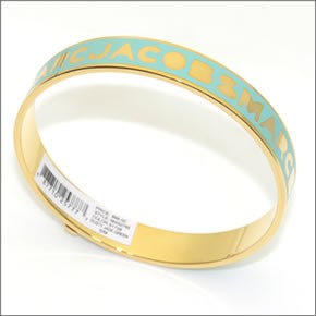 マークバイマークジェイコブス Classic Marc Logo Bangle クラシックマーク ロゴ バングル M0002765-314 S/M　81738 Dusty Jade Green