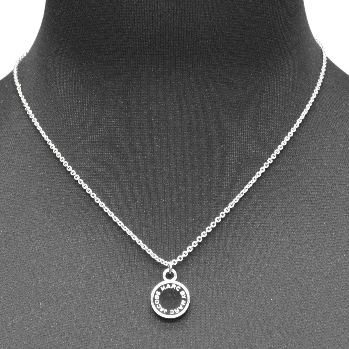 マークバイマークジェイコブス MARC BY MARC JACOBS M0003549-001 BLACK クラシックマーク エナメル ロゴ ディスク ペンダント ネックレス Classic Marc Enamel Discs Pendant