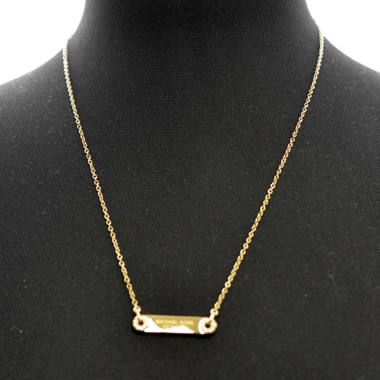 マイケルコース MICHAEL KORS MKJ6383710 Haute Hardware パヴェ ロゴプレート ネックレス ペンダント