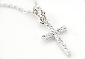 【swarovski】スワロフスキー レディス アクセサリー Crossミニペンダント 956722