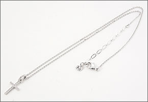 【swarovski】スワロフスキー レディス アクセサリー Crossミニペンダント 956722