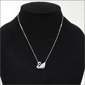 スワロフスキー  Swan ネックレス 5007735