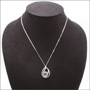 スワロフスキー Megan  ムーンライトクリスタル パヴェ ペンダント ネックレス 1071202