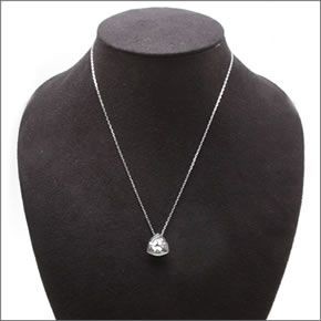 スワロフスキー Brief トリリオンカット クリスタル ペンダント ネックレス 5076755