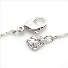 スワロフスキー Brief トリリオンカット クリスタル ペンダント ネックレス 5076755