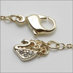 スワロフスキー Lime Gold ヴィンテージローズ・クリスタル パヴェ ペンダント ネックレス 1051158