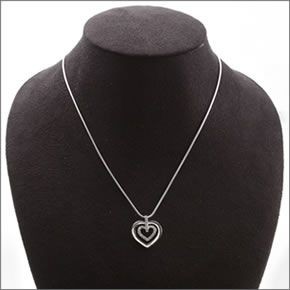 スワロフスキー Circle Heart サークルハート クリスタルパヴェ ペンダント ネックレス 5113776