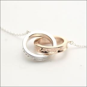 ティファニー  1837 インターロッキング サークル ペンダント ネックレス SS/18KRG 24600955