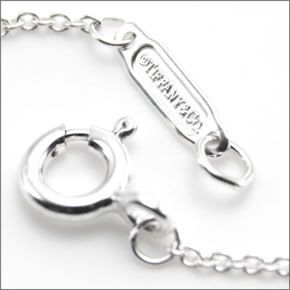 ティファニー 27631894  エラ T & Co. スクエア ペンダント シルバー エナメル フィニッシュ ミニ 16in スターリングシルバー