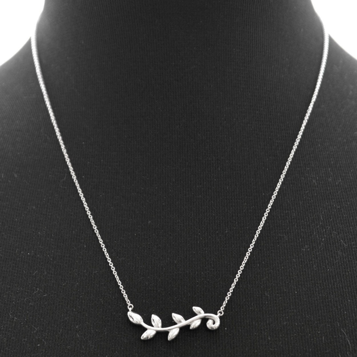 ティファニー TIFFANY&CO 31406439 パロマ・ピカソ オリーブ リーフ ヴァイン ペンダント (SS) ネックレス 46cm