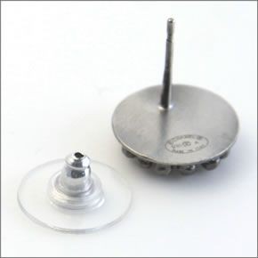 シャネル A85824 AGED WHITE METAL  アンティーク加工 COCO ココマーク CCロゴ ディスク ピアス