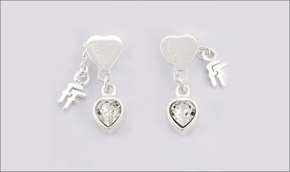 フォリフォリ ≪取り寄せ商品≫ シルバープレーテッド×クリスタル ハート・FFロゴモチーフ ピアス   3E13F030C