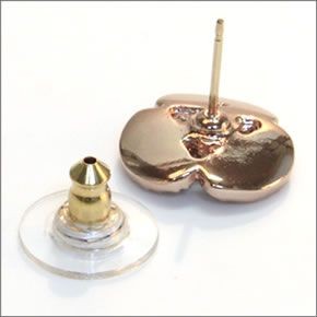 ケイトスペード DISCO PANSY STUDS フラワーモチーフ クリスタル ピアス WBRU7040-704