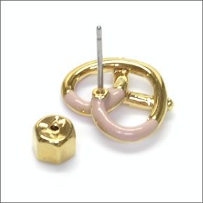 マークバイマークジェイコブス Sweet Pretzel  Studs スイート・プレッツェルモチーフ　ピアス M0004279-650　NUDE