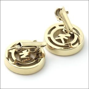 マイケルコース Pave Logo Gold-Tone Clip Earrings パヴェ ロゴ クリップ イヤリング MKJ4083710