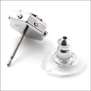 スワロフスキー Bolt ボルトモチーフ クリスタル・パヴェ ピアス 5098362