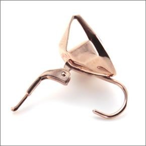 スワロフスキー Brief トリリオンカット シルバーナイト・クリスタル ピアス 5098376