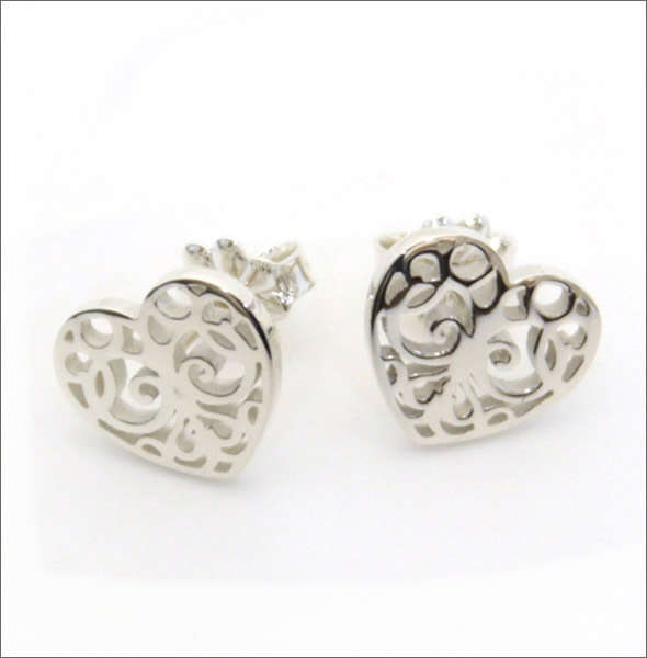 ティファニー  エンチャント ハートピアス 32153801