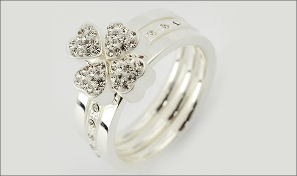 フォリフォリ ≪取り寄せ商品≫ HEART4HEART  ハートフォーハート シルバープレーテッド×クリスタル 3連リング/ 指輪セット (日本サイズ13号） 3R2F022C RING/54