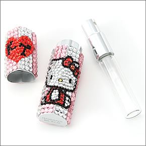 hello kitty（ハローキティ） キラキラ(ラインストーン）キティラー必須アイテム　何個でも欲しくなるデコアトマイザー　 KTCAM002