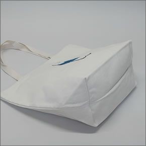 アネロ AP-C0462-NV POLAR BEAR BENJAMIN オシャレなシロクマ ベンジャミン もこもこサガラ刺繍 コットン ショルダー・トートバッグ ショッピングバック レッスンバッグ A4サイズ対応