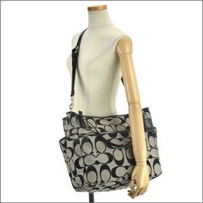 コーチ ≪取り寄せ商品≫シグネチャー  オムツ替えマット付 2WAY マザーズバッグ ベビーバッグ  25142 SBWBK