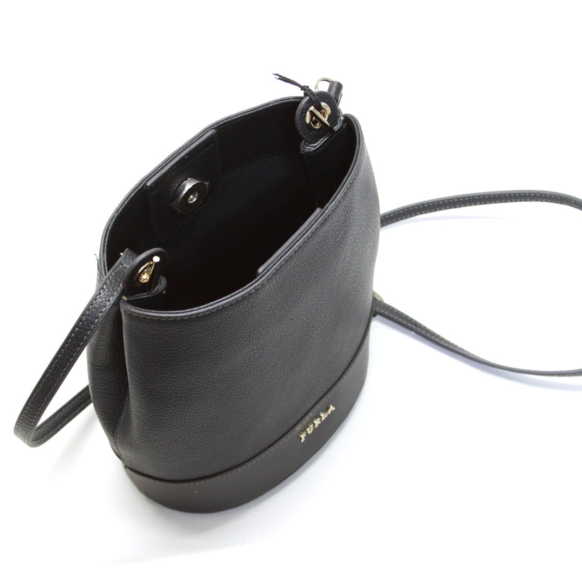 フルラ FURLA 924636 ONYX EO039 CO2 ショルダーバッグ クロスボディ DORI M CROSSBODY POUCH