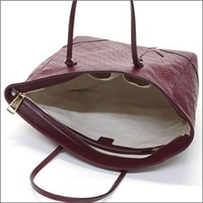 グッチ bree ブリー グッチシマ/マクログッチシマ インターロッキングGチャーム付  トートバッグ レッド ≪2013AW≫ 323671 AOOJG 6134