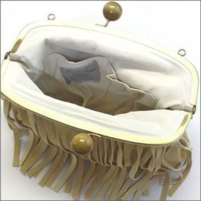 レガートラルゴ LH-B0801 LBE  流行のフリンジバッグ ライトベージュ☆コロンとした木玉がレトロでオシャレな本革・カウスエードフリンジ付 がま口 ショルダーバッグ クラッチにも♪