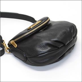 マークバイマークジェイコブス M0005338 001 Black New Q Mini Natasha ミニナターシャ ショルダーバッグ クロスボディ ≪2015AW≫