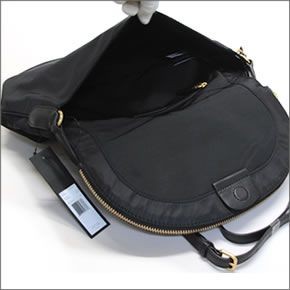 マークバイマークジェイコブス M0006017 001 Black Preppy Legend Natasha IDタグ付 プレッピー レジェンド ナターシャ ショルダーバッグ クロスボディ ≪2015AW≫