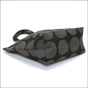 マリメッコ PIENET KIVET OPAALI ピエネット キヴェット ドット柄 コットン・キャンバス ショルダー・トートバッグ 022960 980 black/grey