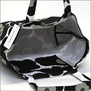マリメッコ PIENI UNIKKO BAG　 ウニッコ柄 コットンキャンバス ショルダー・トートバッグ 038151 030 white/black/olive
