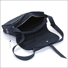 マリメッコ MAGNEETTILAUKKU CANVAS BAG コットンキャンバス ショルダーバッグ メッセンジャーバッグ 040954 002 dark blue